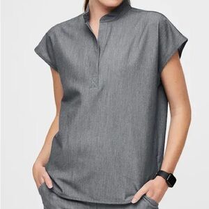 Figs Rafaela Oversized Scrub Top Size M
